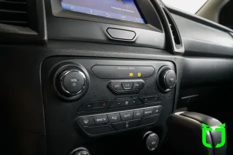 FORD Ranger 2.2 16V BLACK DIESEL CABINE DUPLA AUTOMÁTICO, Foto 10