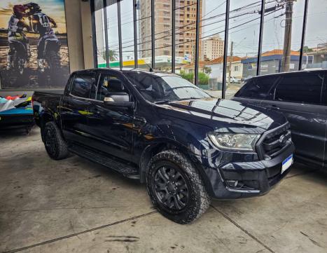 FORD Ranger 2.5 16V XLT TURBO DIESEL CABINE DUPLA, Foto 1 FORD Ranger 2.5 16V XLT TURBO DIESEL CABINE DUPLA, Foto 1
