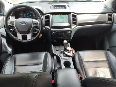 FORD Ranger 3.2 20V XLT 4X4 CABINE DUPLA TURBO DIESEL AUTOMTICO, Foto 8