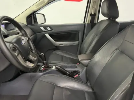 FORD Ranger 3.2 20V CABINE DUPLA 4X4 LIMITED TURBO DIESEL AUTOM�TICO, Foto 5
