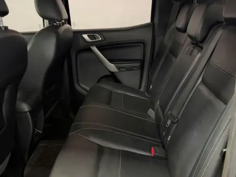 FORD Ranger 3.2 20V CABINE DUPLA 4X4 LIMITED TURBO DIESEL AUTOM�TICO, Foto 15