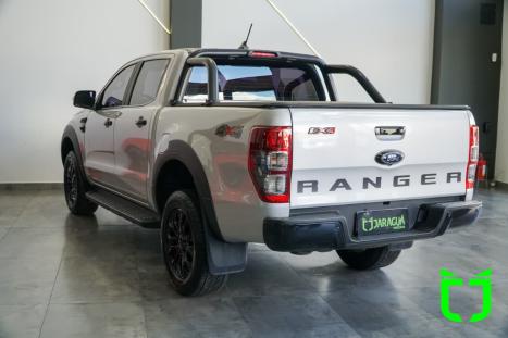 FORD Ranger 3.2 20V FX4 4X4 CABINE DUPLA TURBO DIESEL AUTOMÁTICO, Foto 4