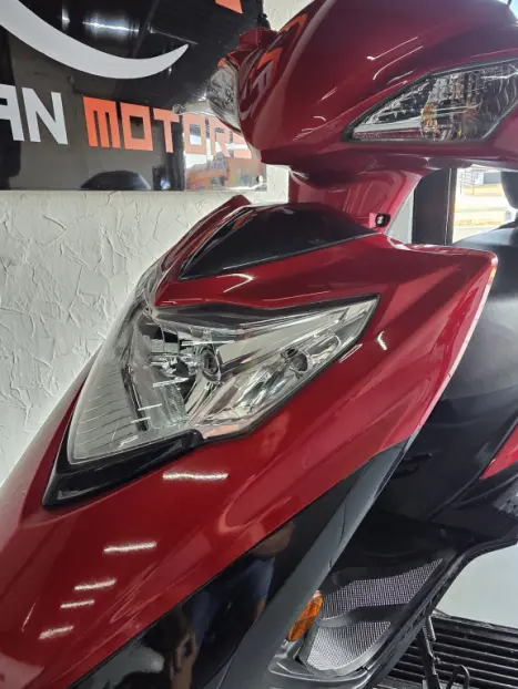 HAOJUE Lindy 125 , Foto 3