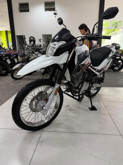 HAOJUE NK 150 FI , Foto 6