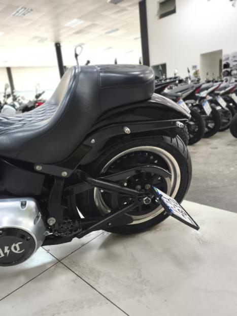 HARLEY DAVIDSON Dyna Fat Bob 1600, Foto 9