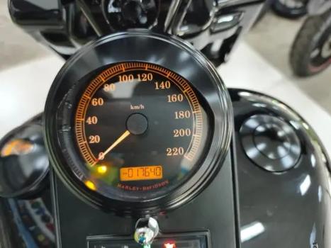 HARLEY DAVIDSON Dyna Fat Bob 1600, Foto 13