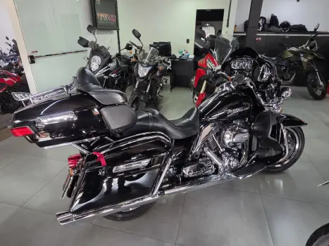 HARLEY DAVIDSON Electra Glide Ultra Limited 1700, Foto 1