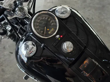 HARLEY DAVIDSON Softail Deuce FXSTD 1450, Foto 4