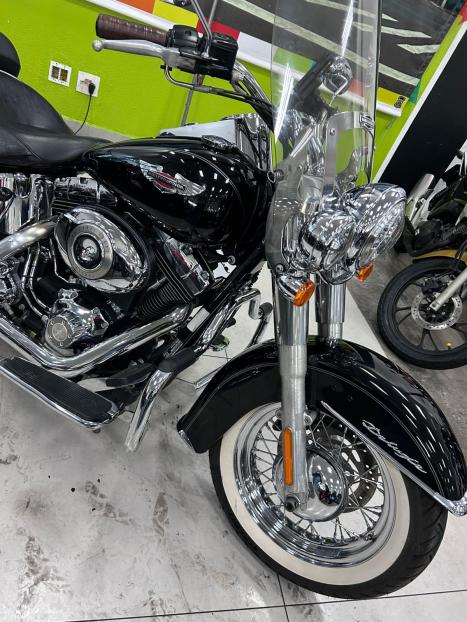 HARLEY DAVIDSON Softail DeLuxe , Foto 2