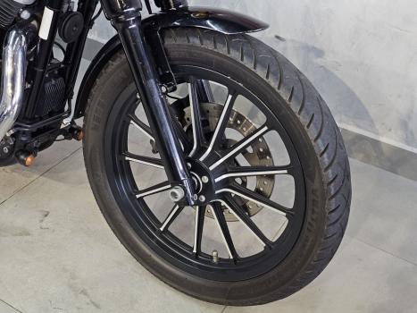 HARLEY DAVIDSON Sportster XL 883 IRON, Foto 4