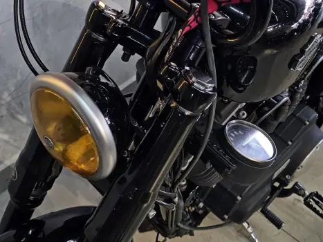 HARLEY DAVIDSON Sportster XL 883 IRON, Foto 16