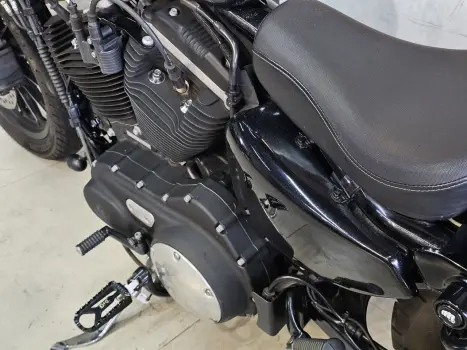 HARLEY DAVIDSON Sportster XL 883 IRON, Foto 17