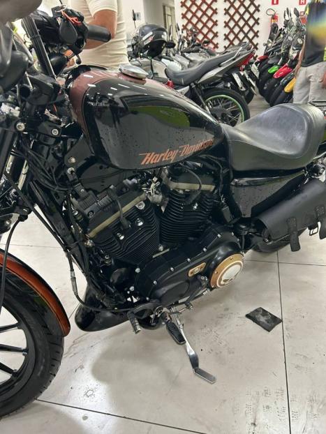 HARLEY DAVIDSON Sportster XL 883 IRON, Foto 2