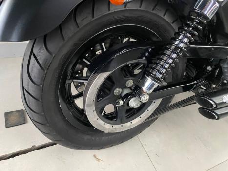 HARLEY DAVIDSON Sportster XL 883 R, Foto 3