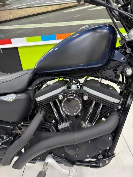 HARLEY DAVIDSON Sportster XL 883 R, Foto 2