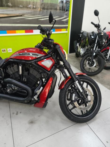 HARLEY DAVIDSON V-Rod 1250 MUSCLE, Foto 2