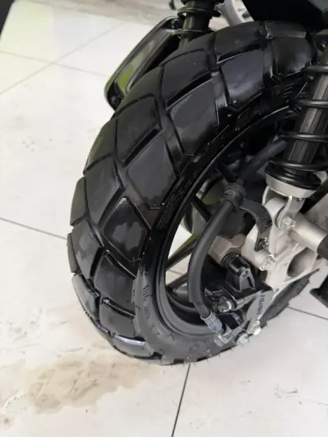 HONDA ADV 150 , Foto 3