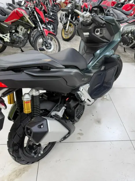 HONDA ADV 150 , Foto 7