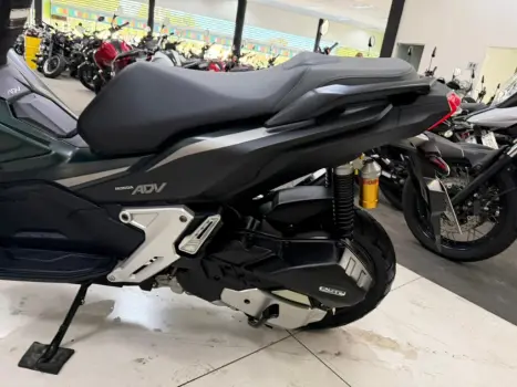 HONDA ADV 150 , Foto 10