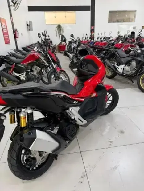 HONDA ADV 150 , Foto 9