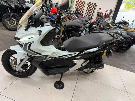 HONDA ADV 150 , Foto 4