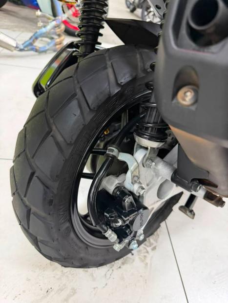 HONDA ADV 150 , Foto 6