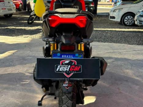 HONDA ADV 150 , Foto 4