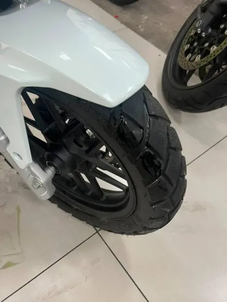 HONDA ADV 150 , Foto 8