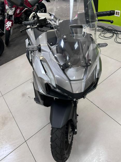 HONDA ADV 160 , Foto 5