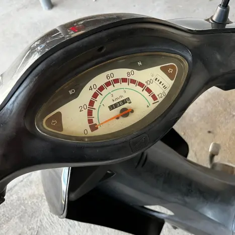 HONDA Biz 100 +, Foto 5