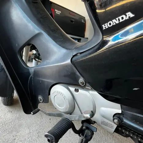 HONDA Biz 100 +, Foto 12