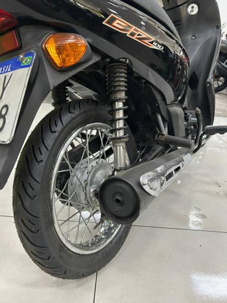 HONDA Biz 100 ES, Foto 3
