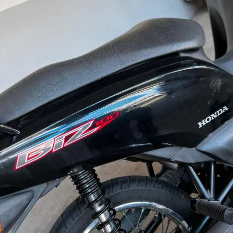 HONDA Biz 100 K, Foto 7