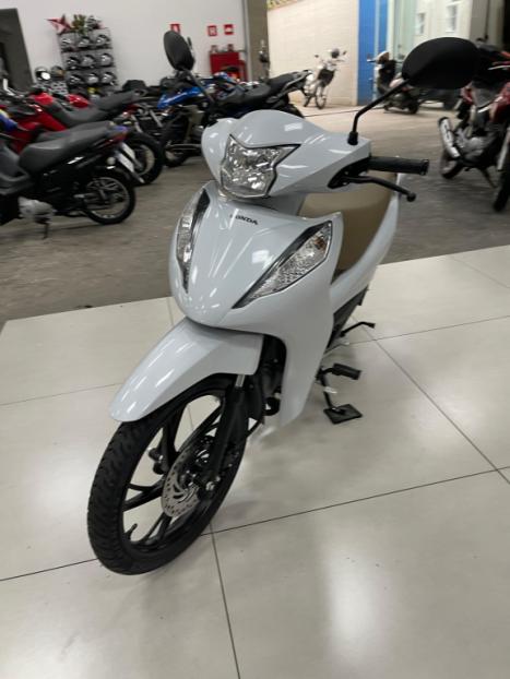 HONDA Biz 125 ES, Foto 2