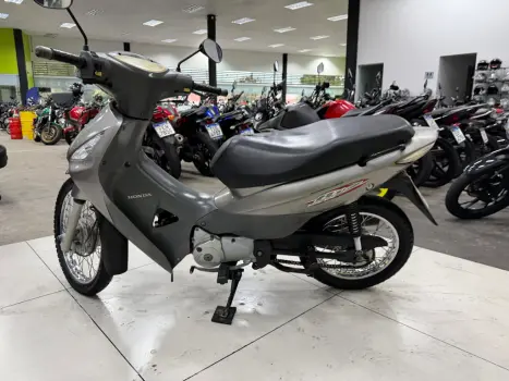 HONDA Biz 125 ES, Foto 3