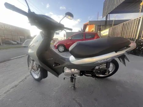 HONDA Biz 125 ES, Foto 4