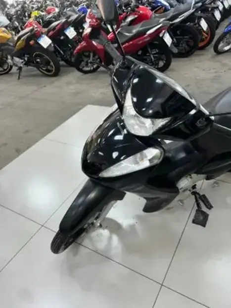 HONDA Biz 125 ES, Foto 10