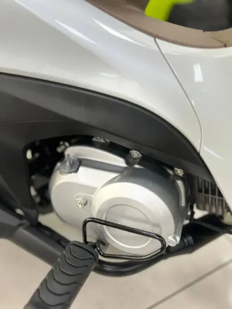 HONDA Biz 125 ES, Foto 4