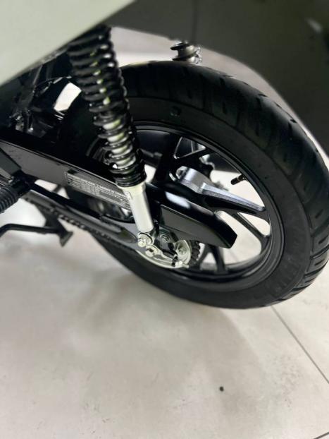 HONDA Biz 125 ES, Foto 10