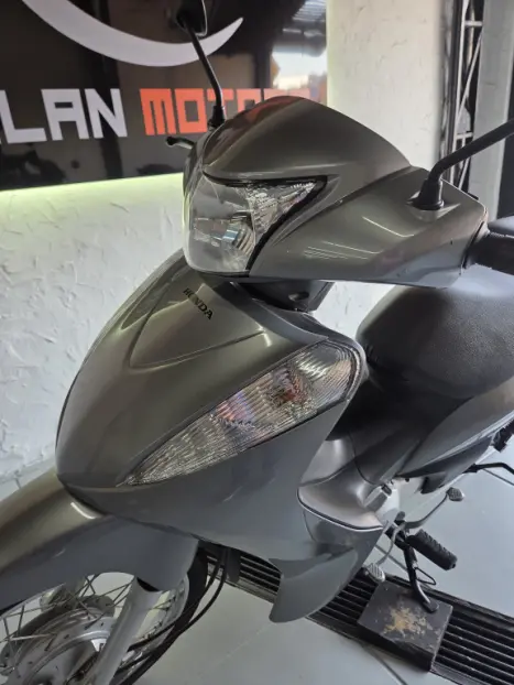 HONDA Biz 125 ES, Foto 3