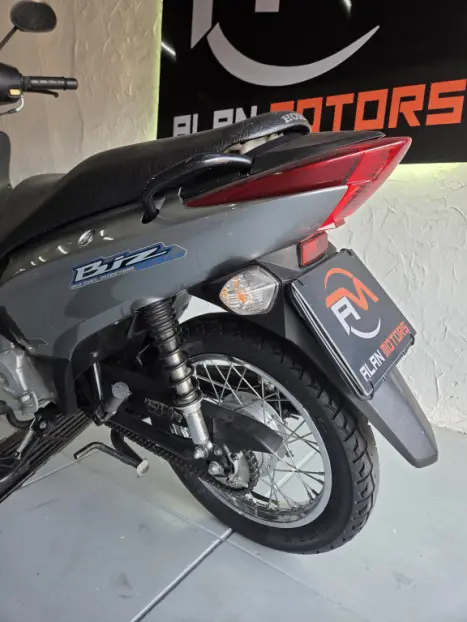 HONDA Biz 125 ES, Foto 6