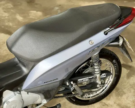 HONDA Biz 125 ES FLEX, Foto 2
