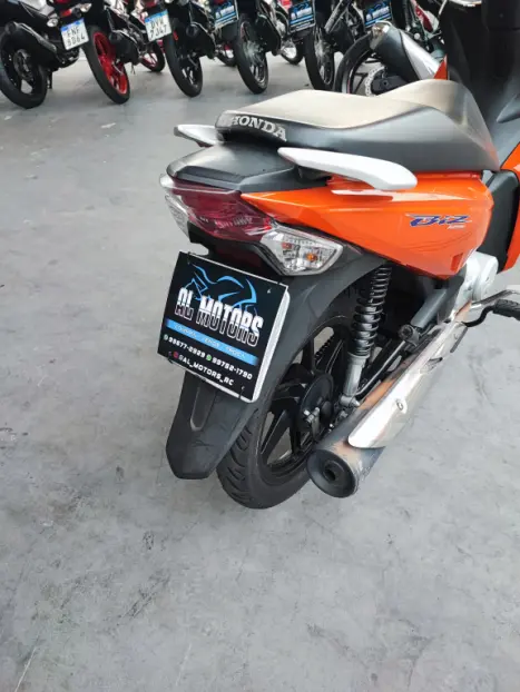 HONDA Biz 125 EX, Foto 5