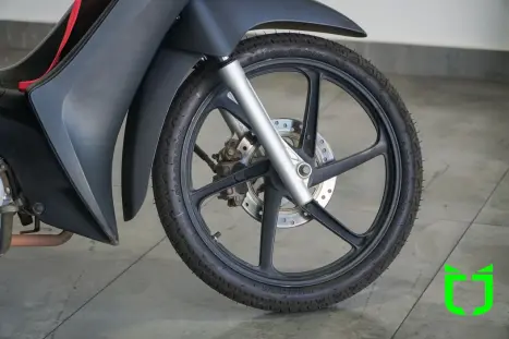 HONDA Biz 125 EX, Foto 9