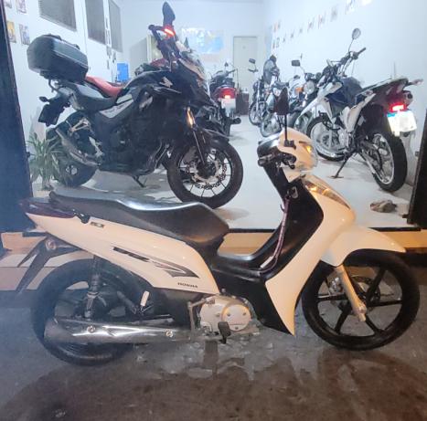 HONDA Biz 125 EX, Foto 2