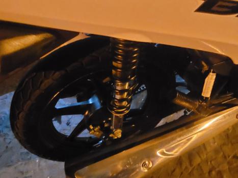 HONDA Biz 125 EX, Foto 4