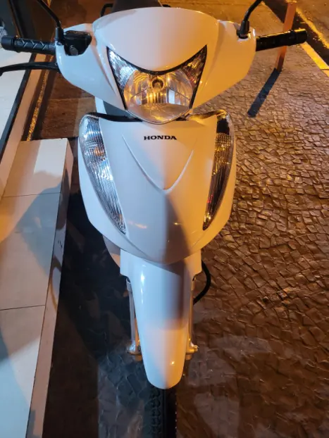 HONDA Biz 125 EX, Foto 13