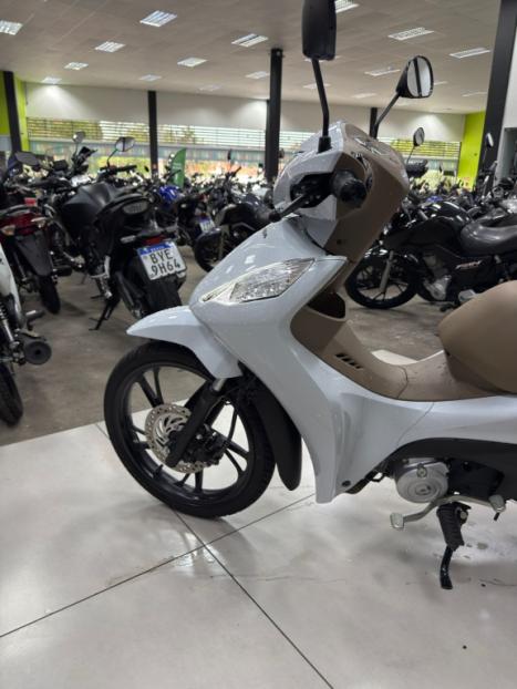 HONDA Biz 125 EX, Foto 4