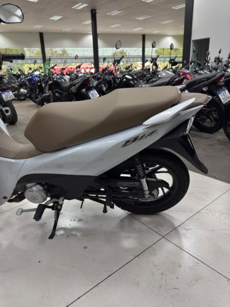 HONDA Biz 125 EX, Foto 8