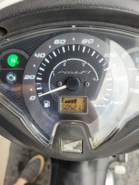 HONDA Biz 125 EX, Foto 2